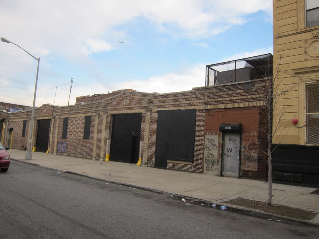 1003-1031-green-ave-1